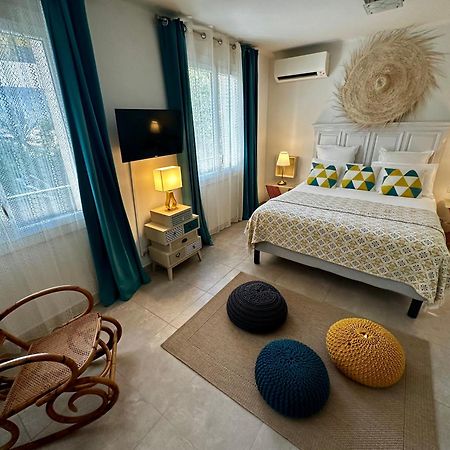 CASSIS 72 m2 Confort et Calme Options Baby bébé Extérieur photo