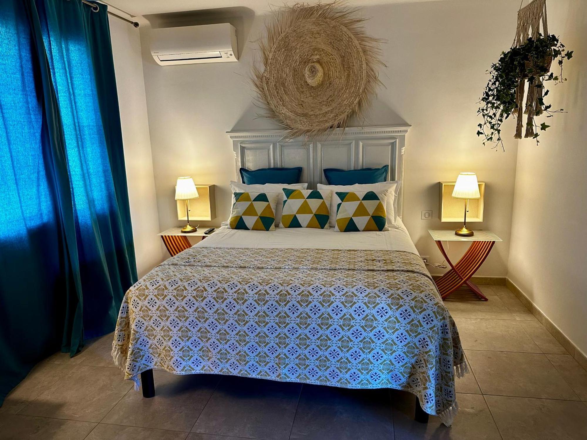 CASSIS 72 m2 Confort et Calme Options Baby bébé Extérieur photo