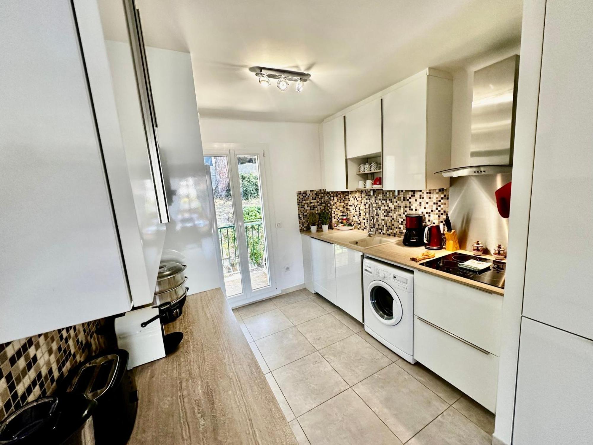 CASSIS 72 m2 Confort et Calme Options Baby bébé Extérieur photo