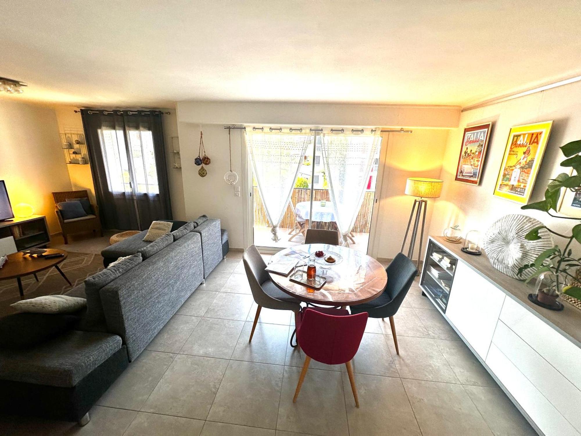 CASSIS 72 m2 Confort et Calme Options Baby bébé Extérieur photo